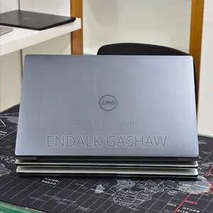 New Laptop Dell XPS 13 16GB Intel Core i7 SSD 512GB