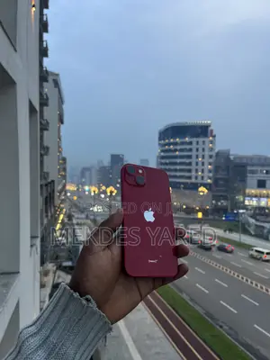 New Apple iPhone 13 256 GB Red