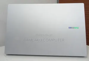 New Laptop Samsung Galaxy Book4 8GB Intel Core 5 SSD 512GB