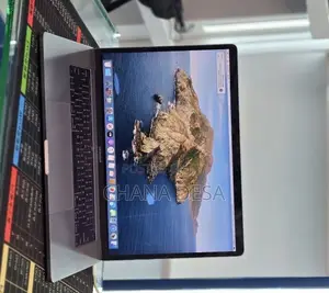 New Laptop Apple MacBook Pro 2018 32GB Intel Core i7 SSD 1T