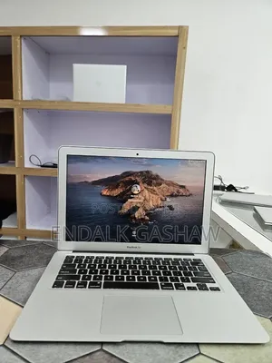 New Laptop Apple MacBook Air 2017 8GB Intel Core i5 SSD 256GB