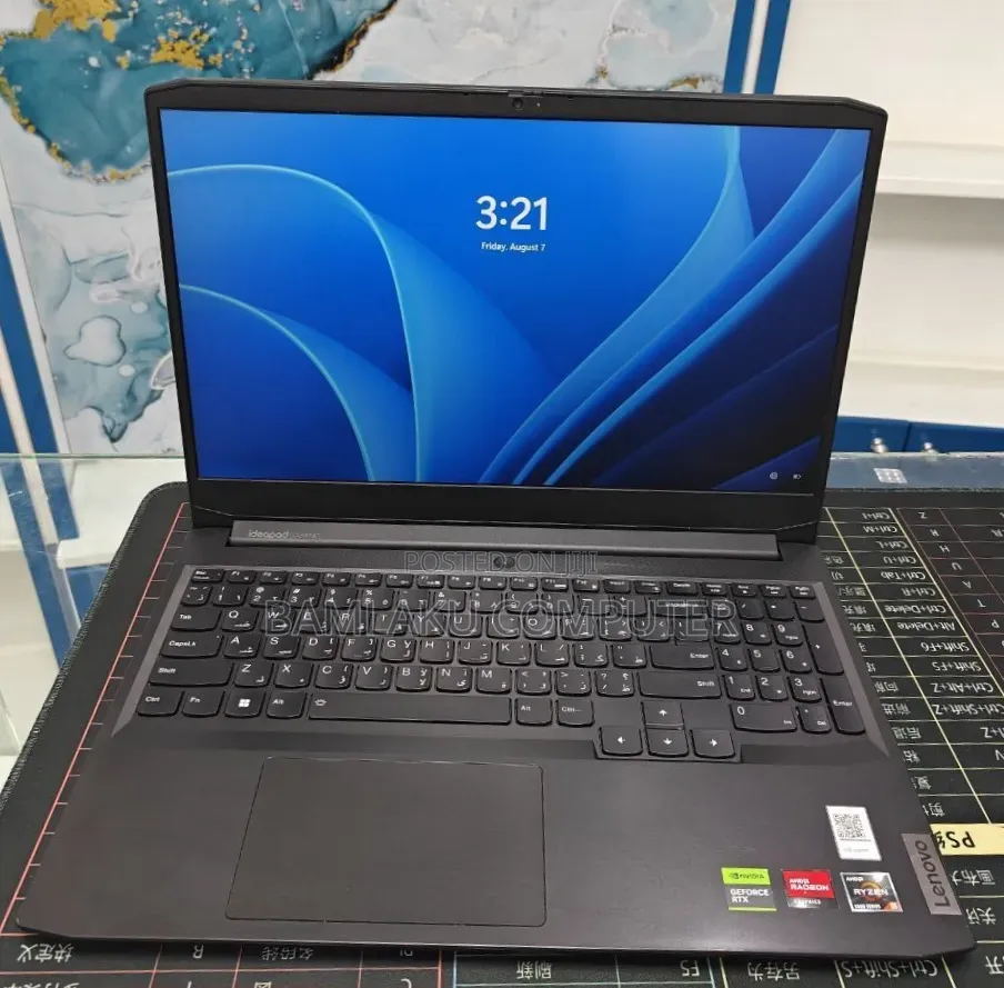 New Laptop Lenovo IdeaPad 130 8GB AMD Ryzen 5 SSD 512GB