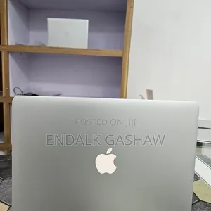 New Laptop Apple MacBook Air 2017 8GB Intel Core i5 SSD 256GB