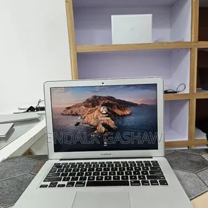 New Laptop Apple MacBook Air 2017 8GB Intel Core i5 SSD 256GB