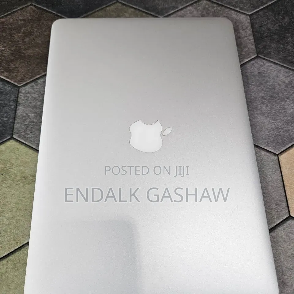New Laptop Apple MacBook Air 2017 8GB Intel Core i5 SSD 256GB