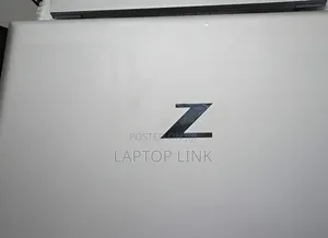 New Laptop HP ZBook Firefly G8 16GB Intel Core i7 SSD 512GB