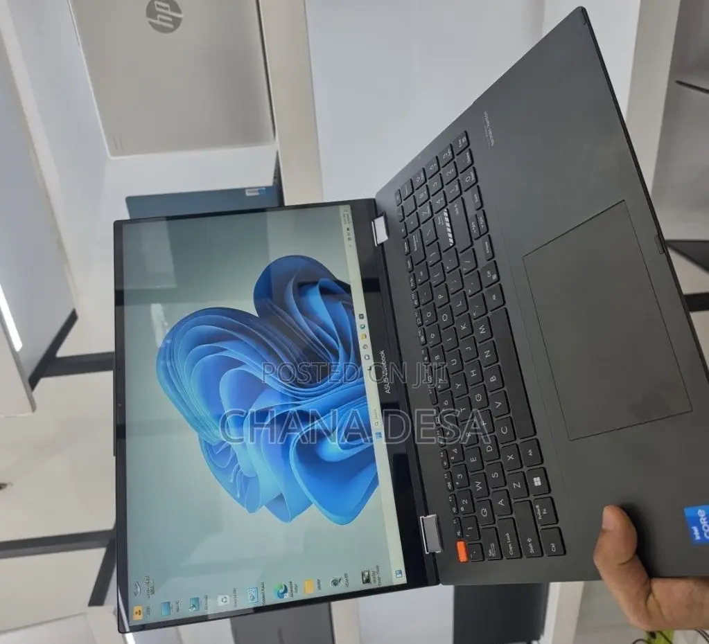 New Laptop Asus Vivobook 15 16GB Intel Core i5 SSD 512GB