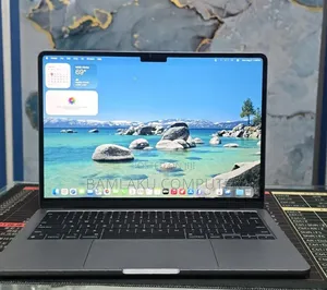 New Laptop Apple MacBook Air 2022 M2 16GB Apple M2 SSD 512GB