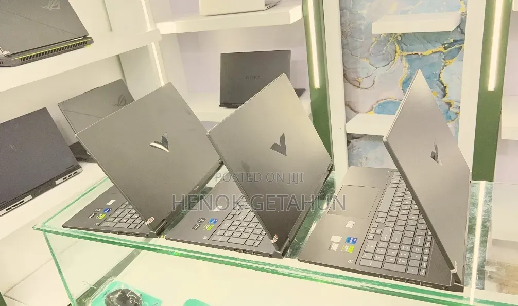 New Laptop HP Victus 16 16GB Intel Core i7 SSD 1T