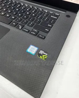 New Laptop Dell XPS 15 16GB Intel Core i7 SSD 512GB