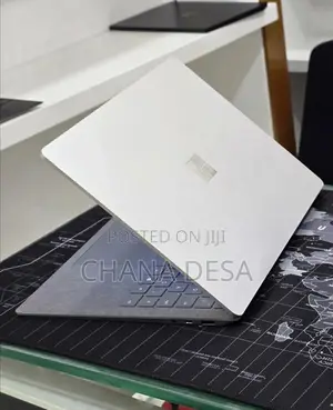 New Laptop Microsoft Surface Laptop 3 16GB Intel Core i5 SSD 512GB