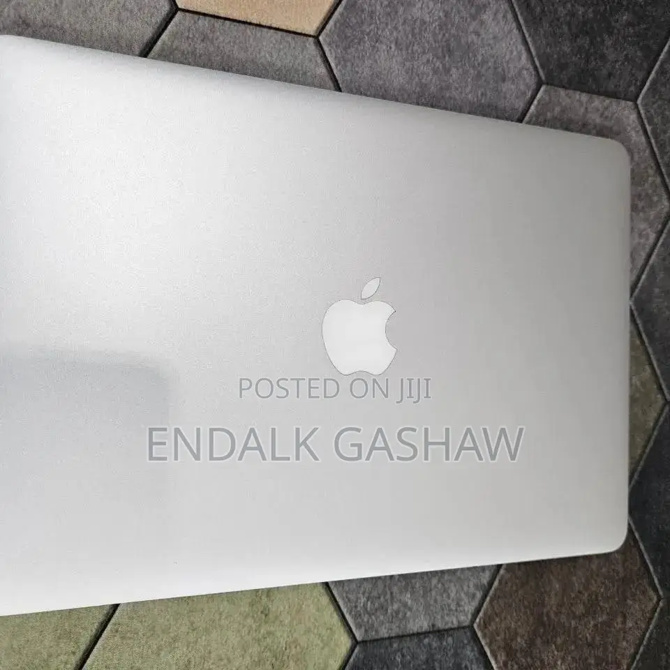 New Laptop Apple MacBook Air 2017 8GB Intel Core i5 SSD 256GB
