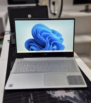 New Laptop Dell Inspiron 15 8GB Intel Core i5 SSD 256GB