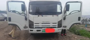 Isuzu NQR 2012 White