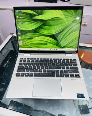 New Laptop HP OmniBook Ultra Flip 14" 16GB Intel Core Ultra 5 SSD 512GB