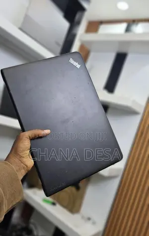 New Laptop Lenovo 12GB Intel Core i7 SSD 512GB