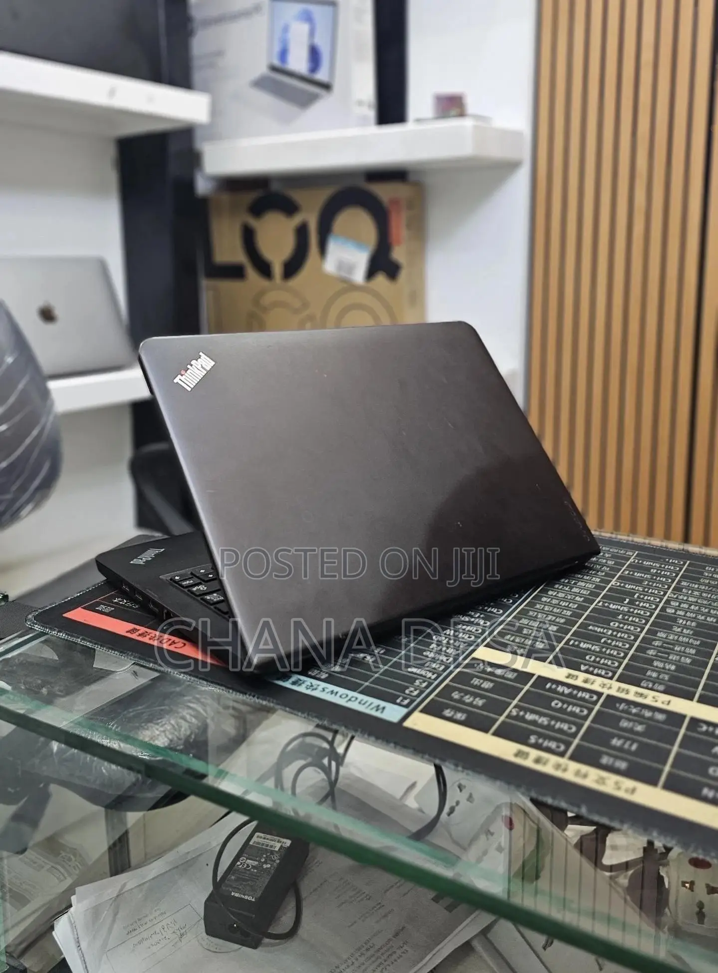 New Laptop Lenovo 12GB Intel Core i7 SSD 512GB