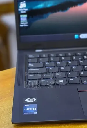New Laptop Lenovo ThinkPad X1 Carbon 16GB Intel Core i5 SSD 512GB