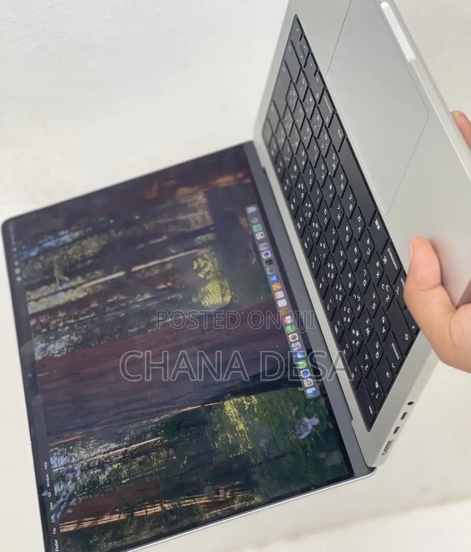 New Laptop Apple MacBook Pro 2024 M4 Pro 16GB Apple M4 Pro SSD 512GB