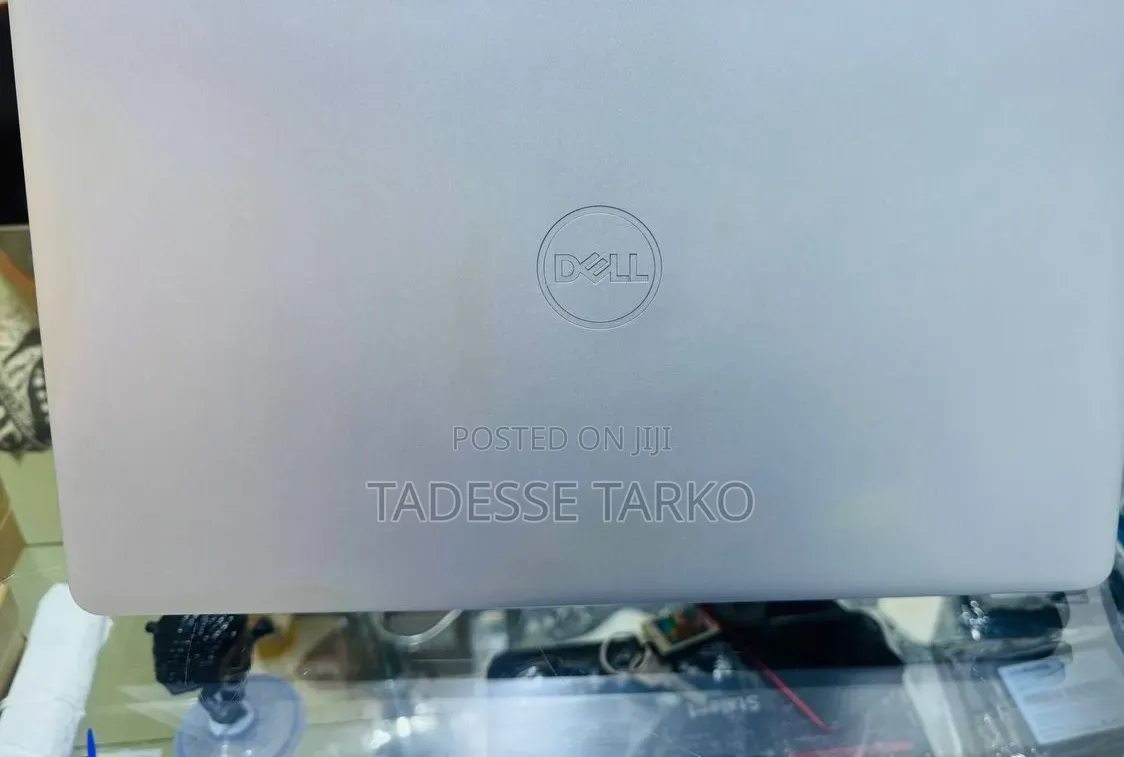 New Laptop Dell Precision 3581 16GB Intel Core i7 SSD 1T