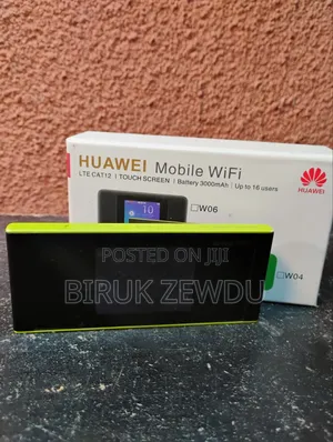 Huawei W05 Touchscreen Portable Wifi Router