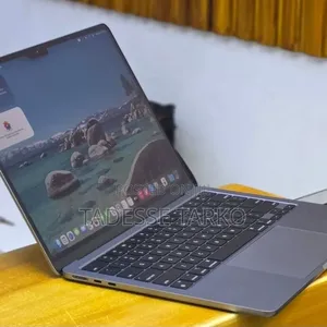 New Laptop Apple MacBook Air 2022 M2 8GB Apple M2 SSD 256GB