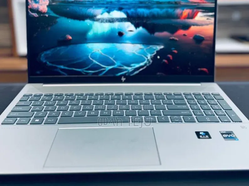 New Laptop HP Pavilion 15 16GB Intel Core i7 SSD 1T