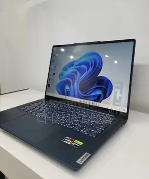 New Laptop Lenovo 16GB AMD Ryzen 7 SSD 512GB