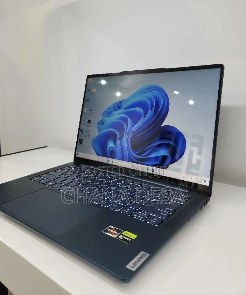 New Laptop Lenovo 16GB AMD Ryzen 7 SSD 512GB