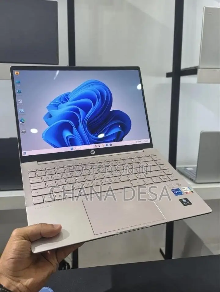 New Laptop HP 16GB Intel Core i7 SSD 512GB