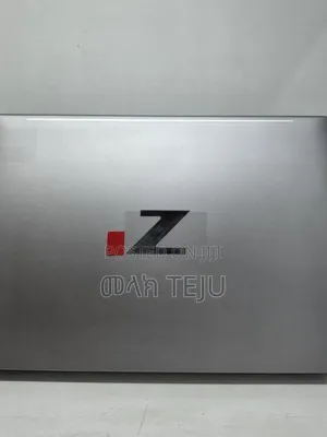 New Laptop HP ZBook Firefly G9 16GB Intel Core i7 SSD 512GB