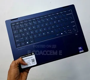 New Laptop HP 16GB Intel Core Ultra 7 SSD 1T