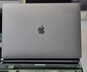 New Laptop Apple MacBook Pro 2017 16GB Intel Core i7 SSD 512GB