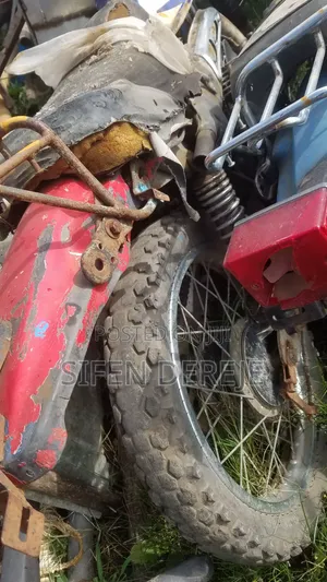 Suzuki 2006 Blue