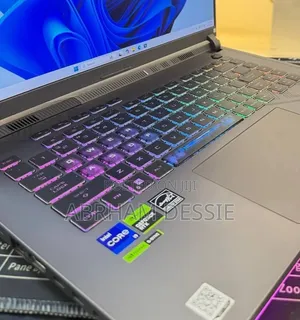 New Laptop Asus 16GB Intel Core i9 SSD 1T