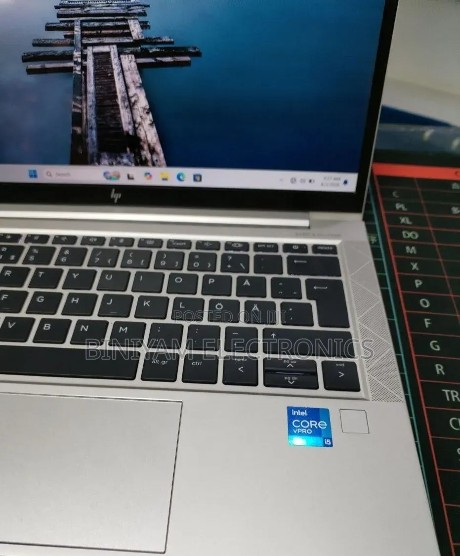 New Laptop HP EliteBook 830 G8 16GB Intel Core i5 SSD 512GB