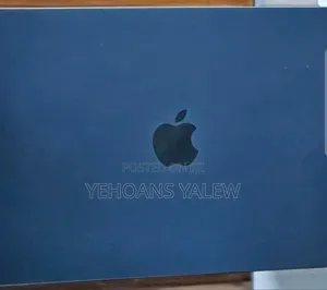 New Laptop Apple MacBook Air 2025 M4 16GB Apple M4 SSD 256GB