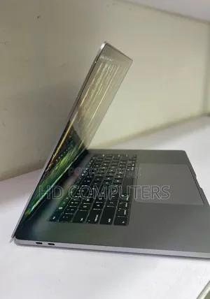 New Laptop Apple MacBook Pro 2019 16GB Intel Core i9 SSD 1T