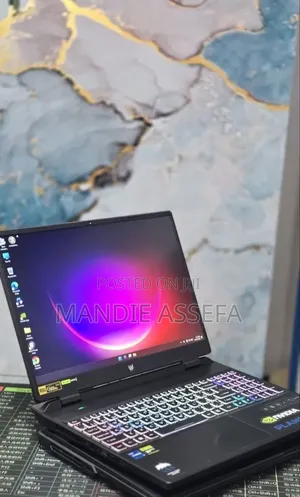 New Laptop Acer Predator Helios Neo 16 16GB Intel Core i7 SSD 512GB