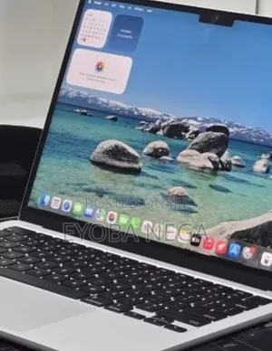 New Laptop Apple MacBook Air 2024 M3 16GB Apple M3 SSD 256GB