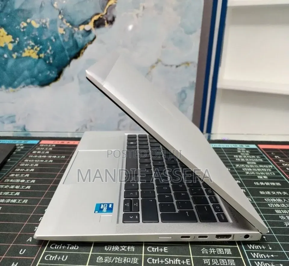 New Laptop HP EliteBook 830 G8 16GB Intel Core i5 SSD 512GB