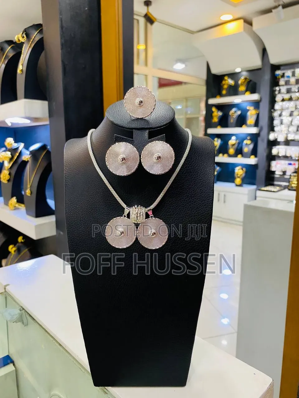 Ashenda Set
