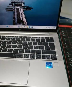 New Laptop HP EliteBook 830 G8 16GB Intel Core i5 SSD 512GB