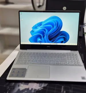 New Laptop Dell Inspiron 15 8GB Intel Core i5 SSD 256GB