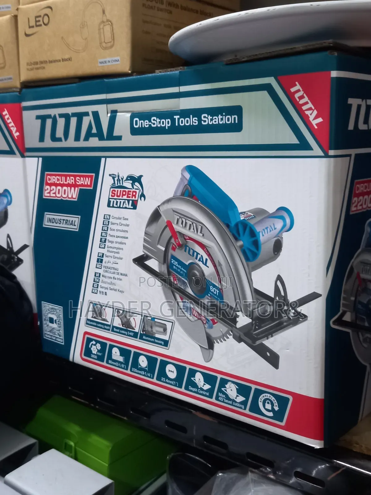 Total Circular Saw 2200w
