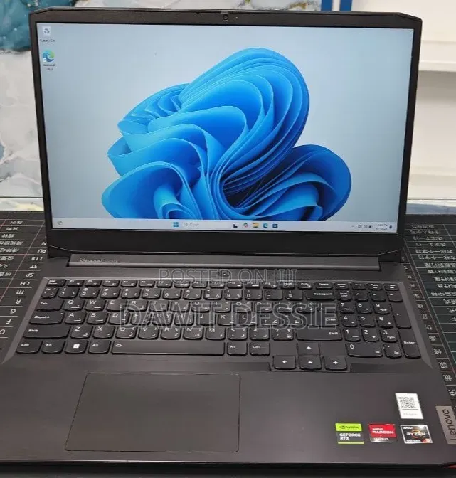 Laptop Lenovo 8GB AMD Ryzen 5 SSD 512GB