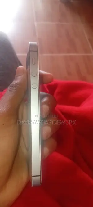 Apple iPhone 5 32 GB Silver