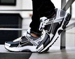 Nike Vomero 5
