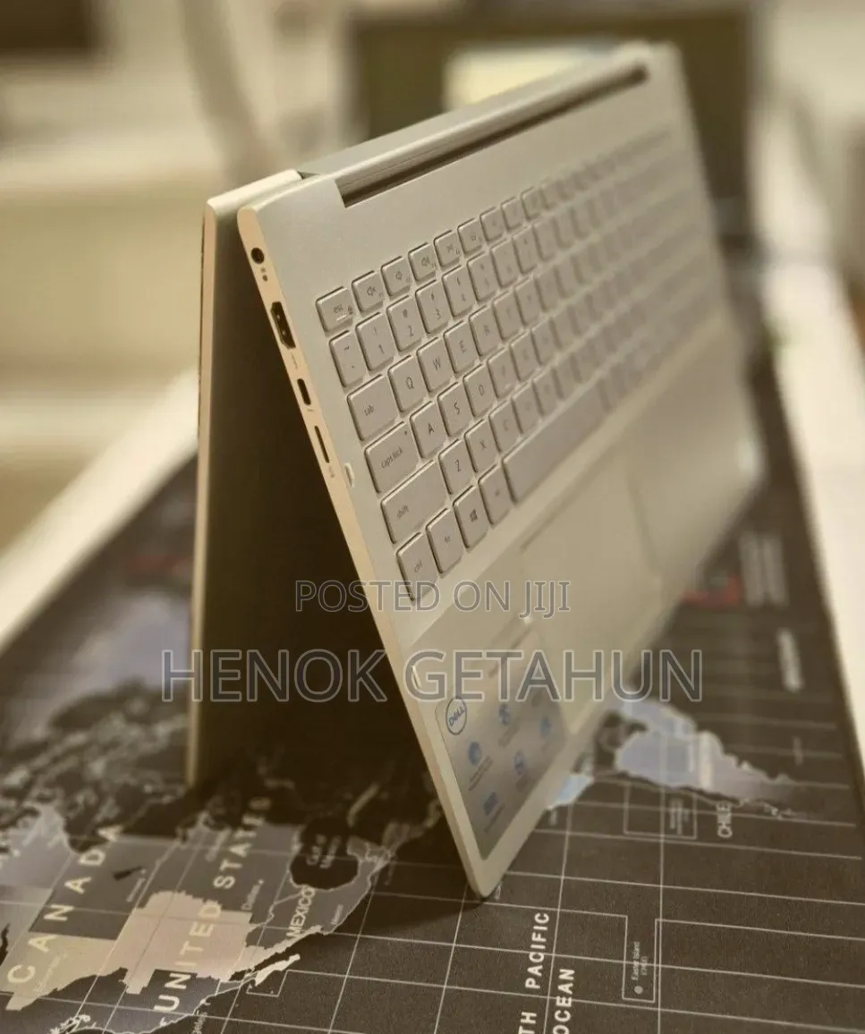 New Laptop Dell Inspiron 15 8GB Intel Core i5 SSD 256GB