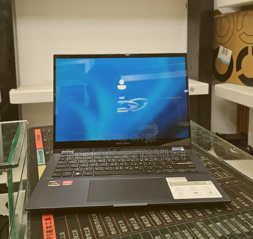 New Laptop Asus VivoBook 15 X505BA 16GB AMD Ryzen 7 SSD 512GB